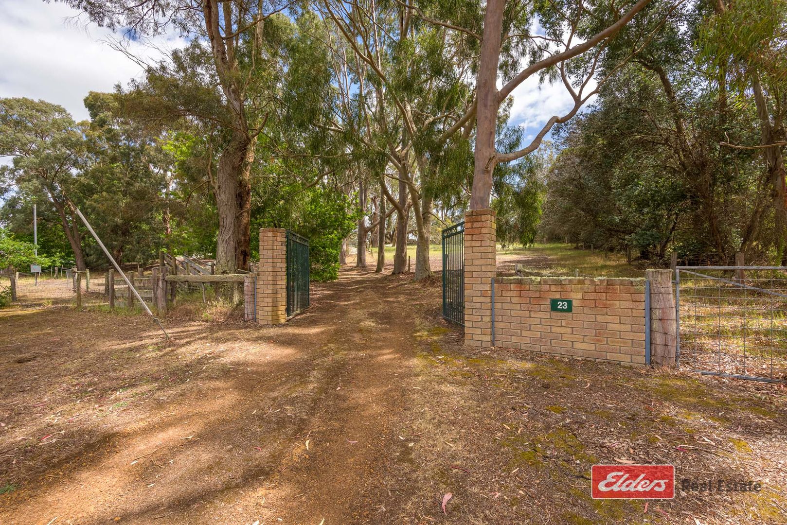 23 Newman Road, Millbrook WA 6330, Image 2