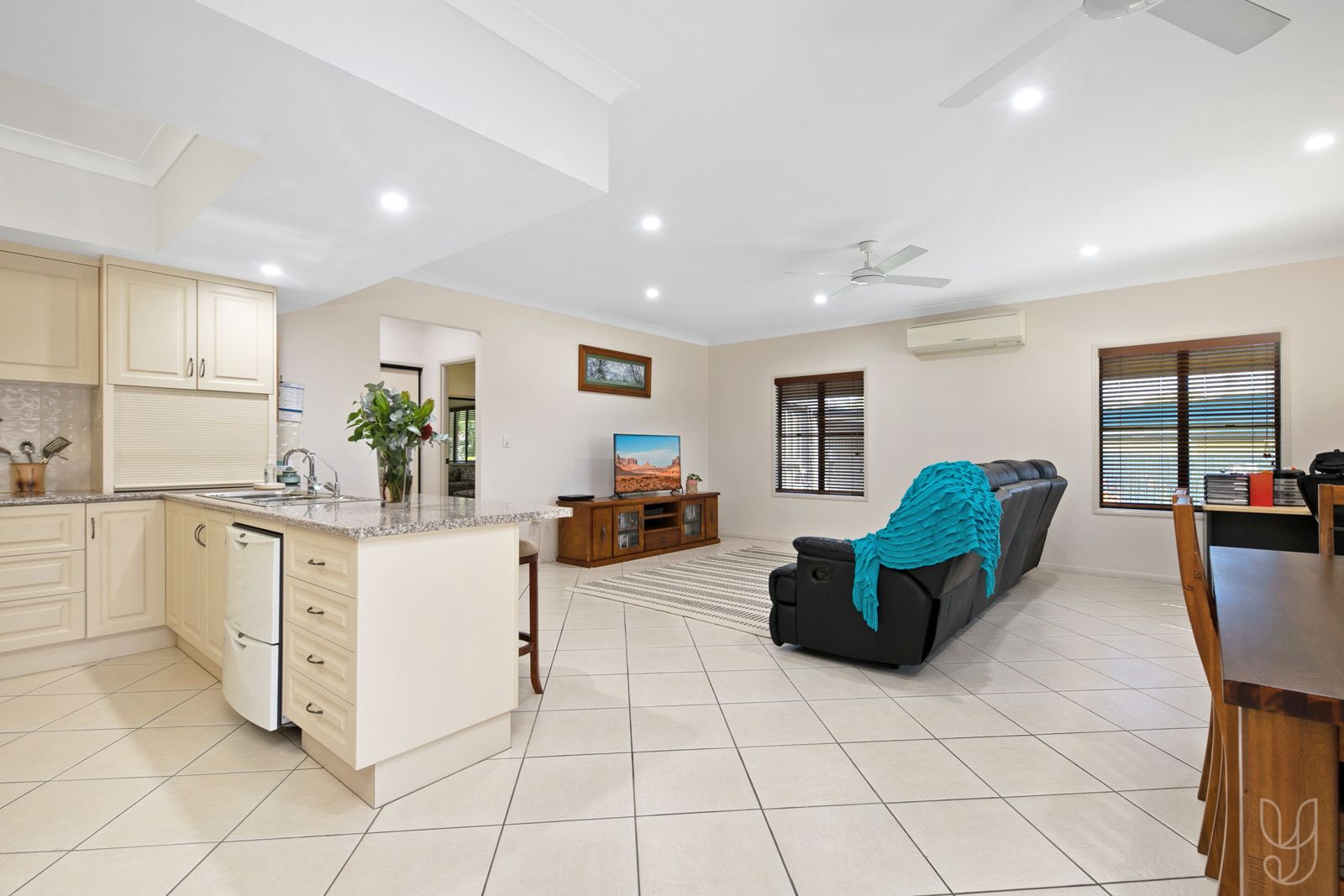 8 Sunlander Close, Yeppoon QLD 4703, Image 2