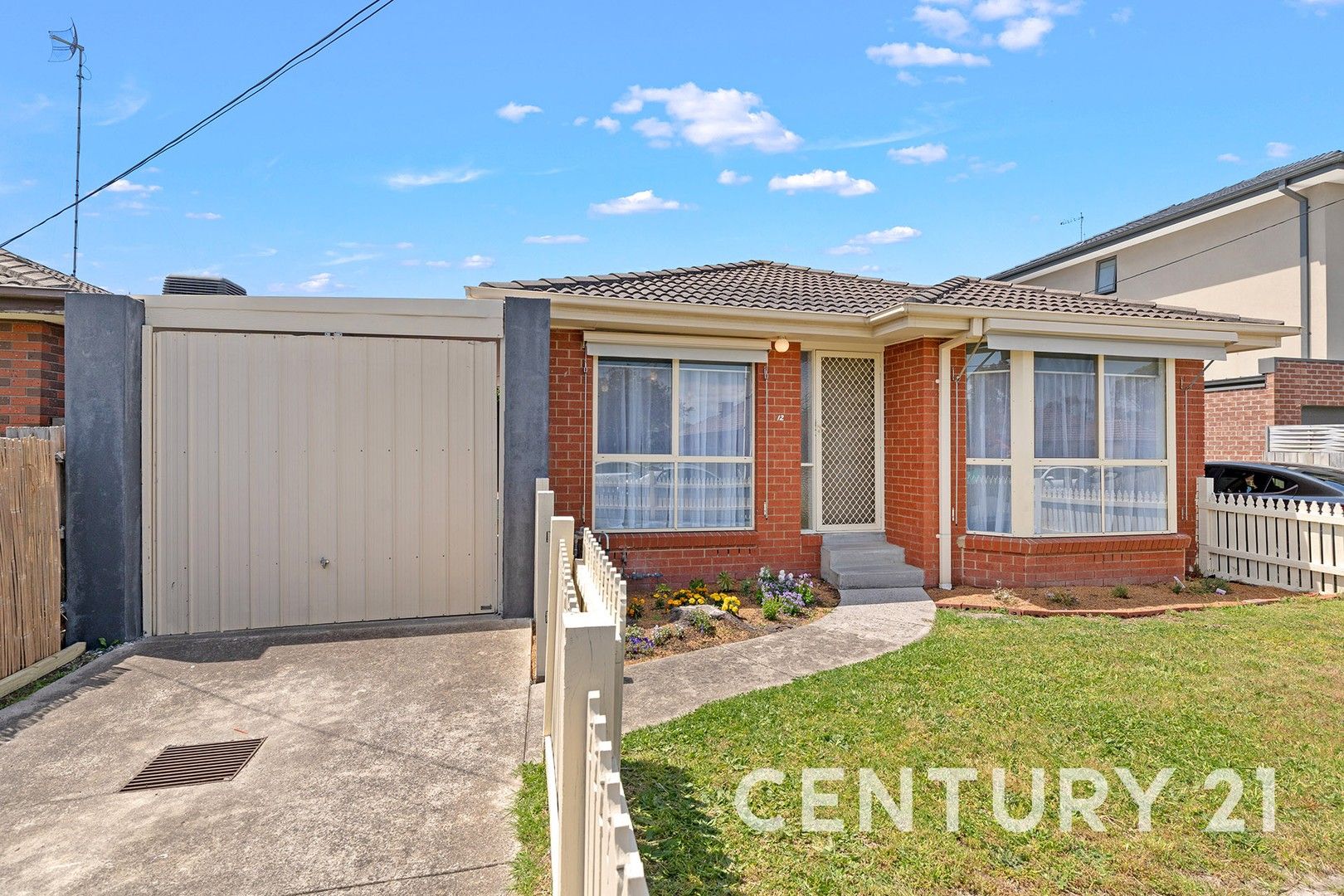 1/12 Flora Road, Clayton VIC 3168, Image 0