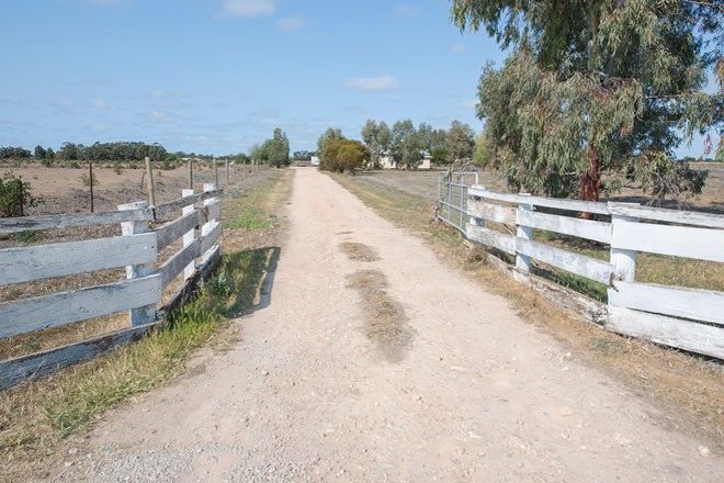 Picture of 545 Murraydale Road, MURRAYDALE VIC 3586