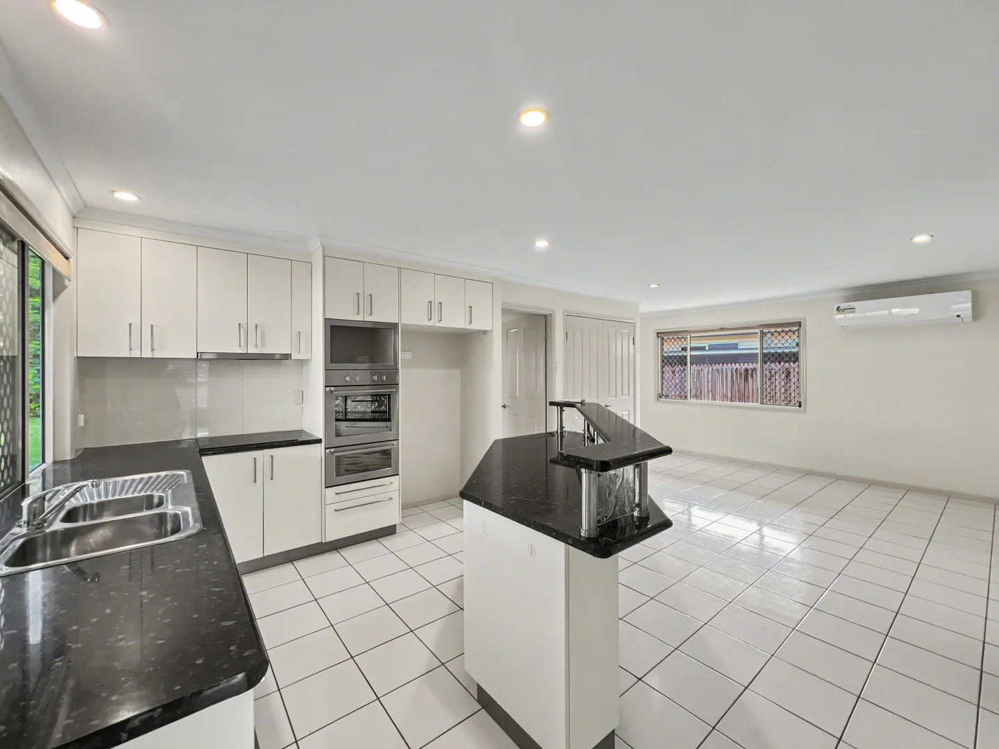 Additional image 2 of 35 Frank Cowley Dr, Glenella QLD 4740