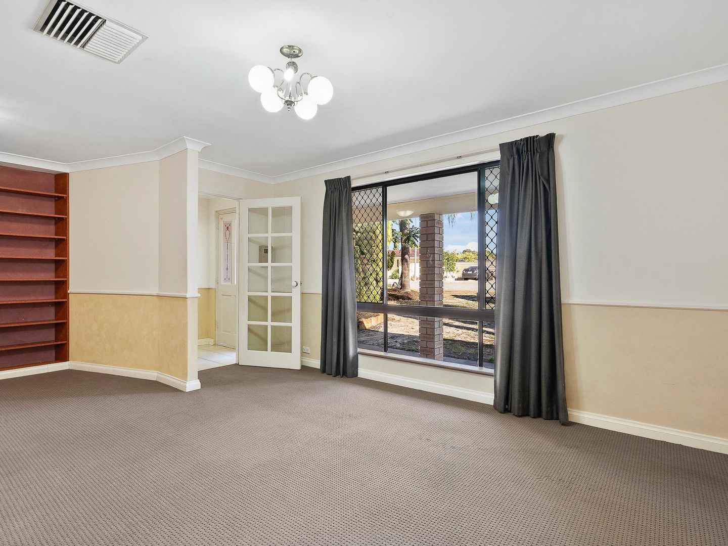 22 TOUCAN WAY, Ballajura WA 6066, Image 2