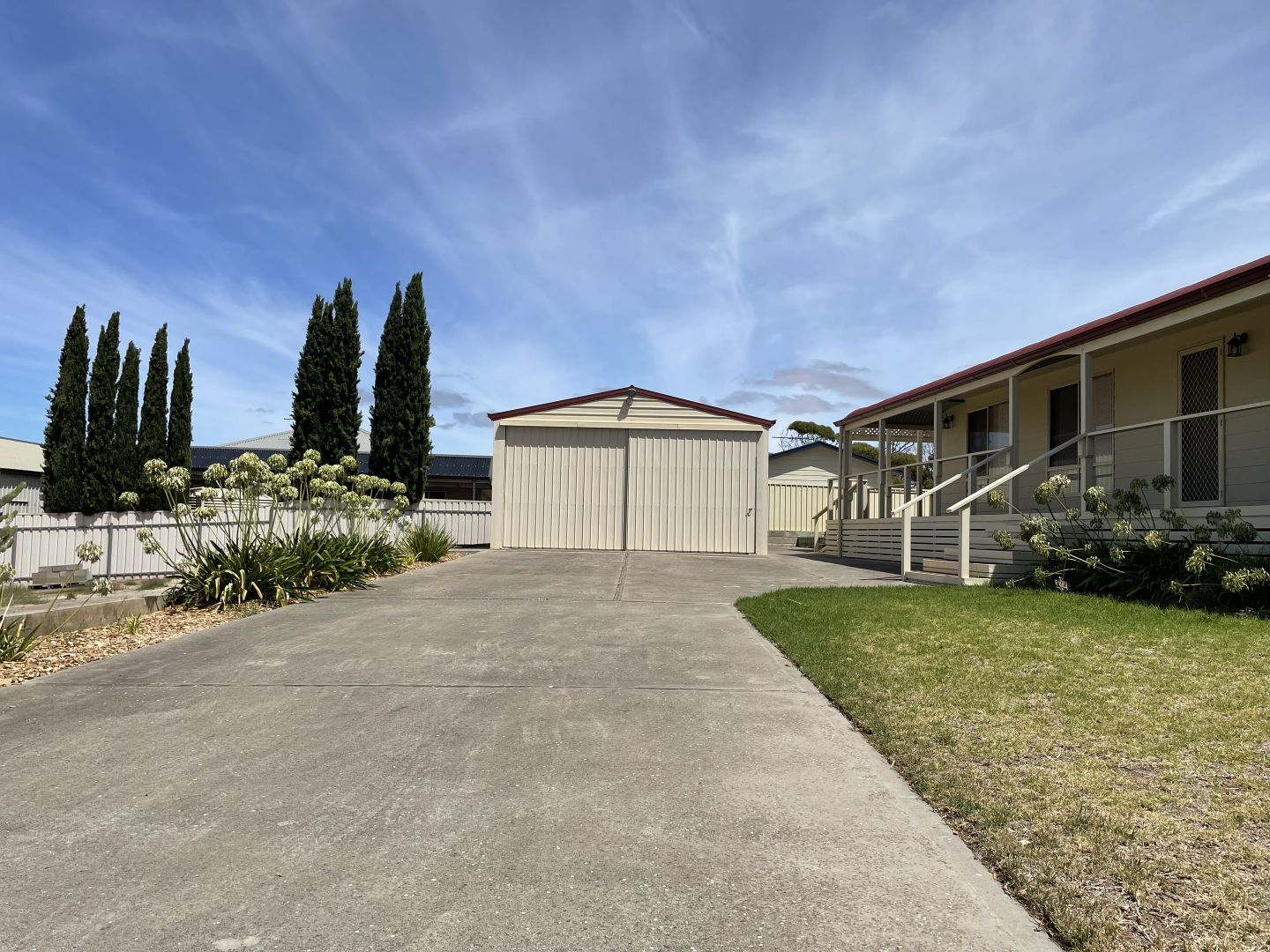 7 Lulu Court, Port Vincent SA 5581 House For Rent 400 Domain