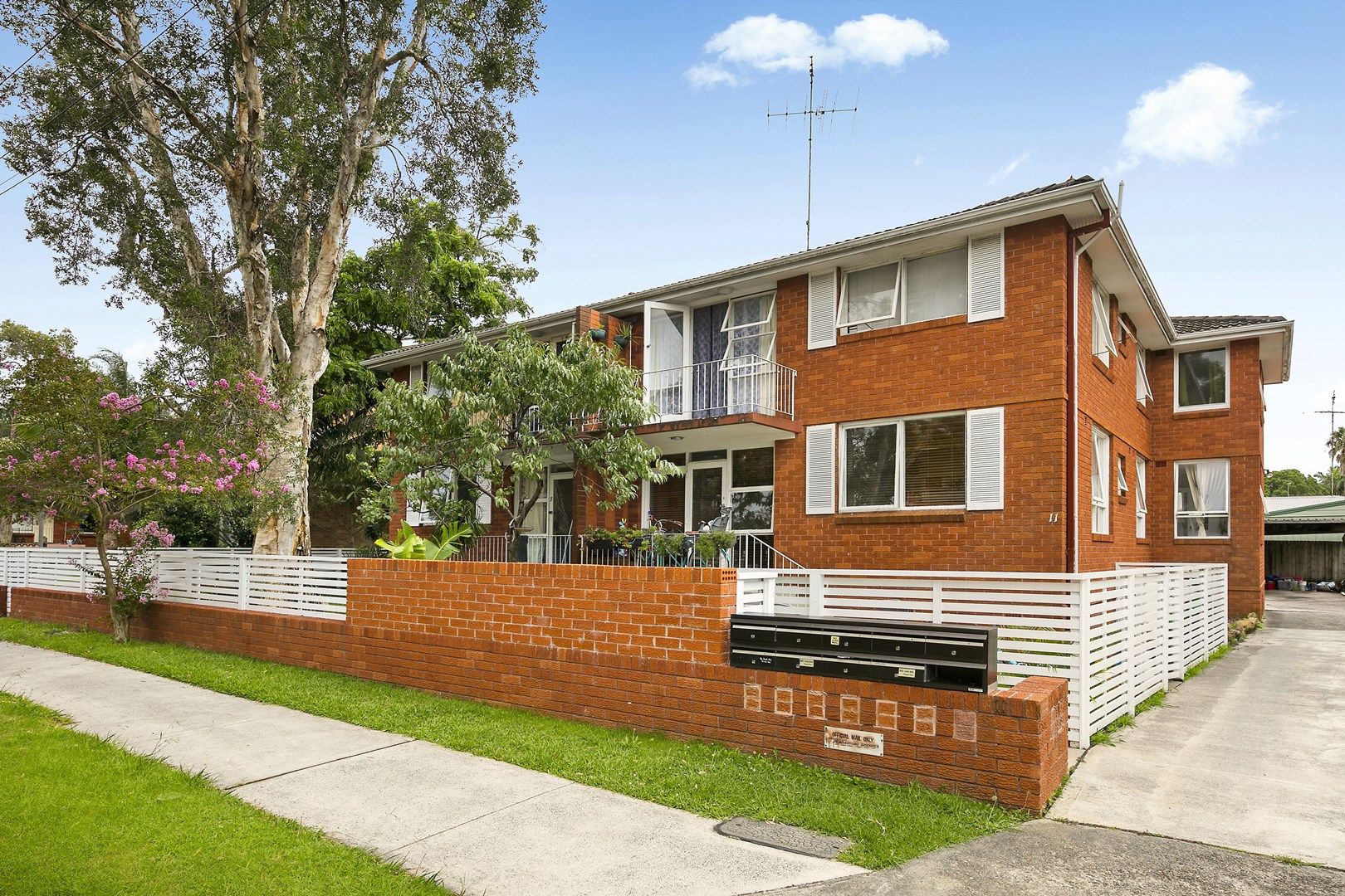 7/11 Grafton Crescent, Dee Why NSW 2099, Image 2