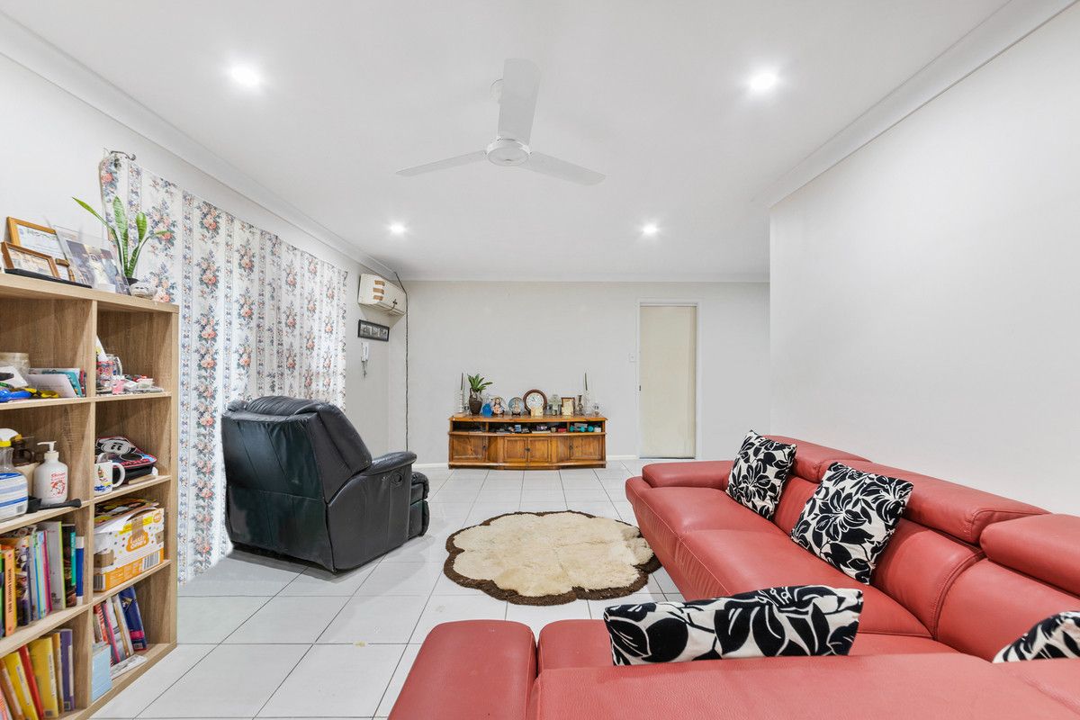 66 Selwyn Street, North Booval QLD 4304, Image 2