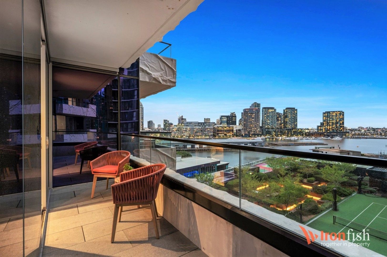 2 bedrooms Apartment / Unit / Flat in S1008/231 Harbour Esplanade DOCKLANDS VIC, 3008