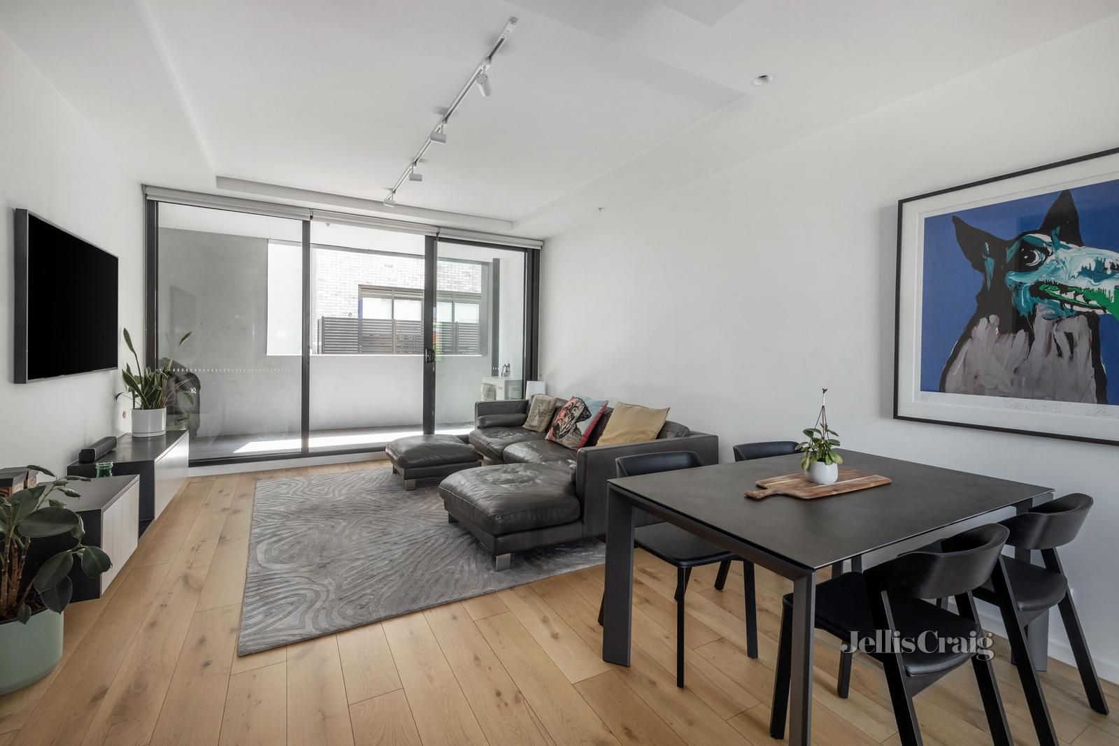 2 bedrooms Townhouse in 9/7 White Street PRAHRAN VIC, 3181