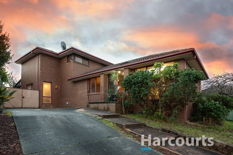 83 Chalcot Drive, Endeavour Hills VIC 3802, Image 1