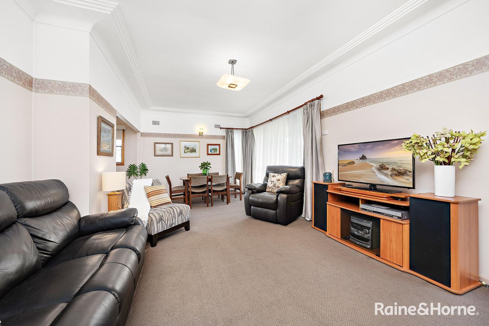 164 Parkes Street, Helensburgh NSW 2508, Image 1