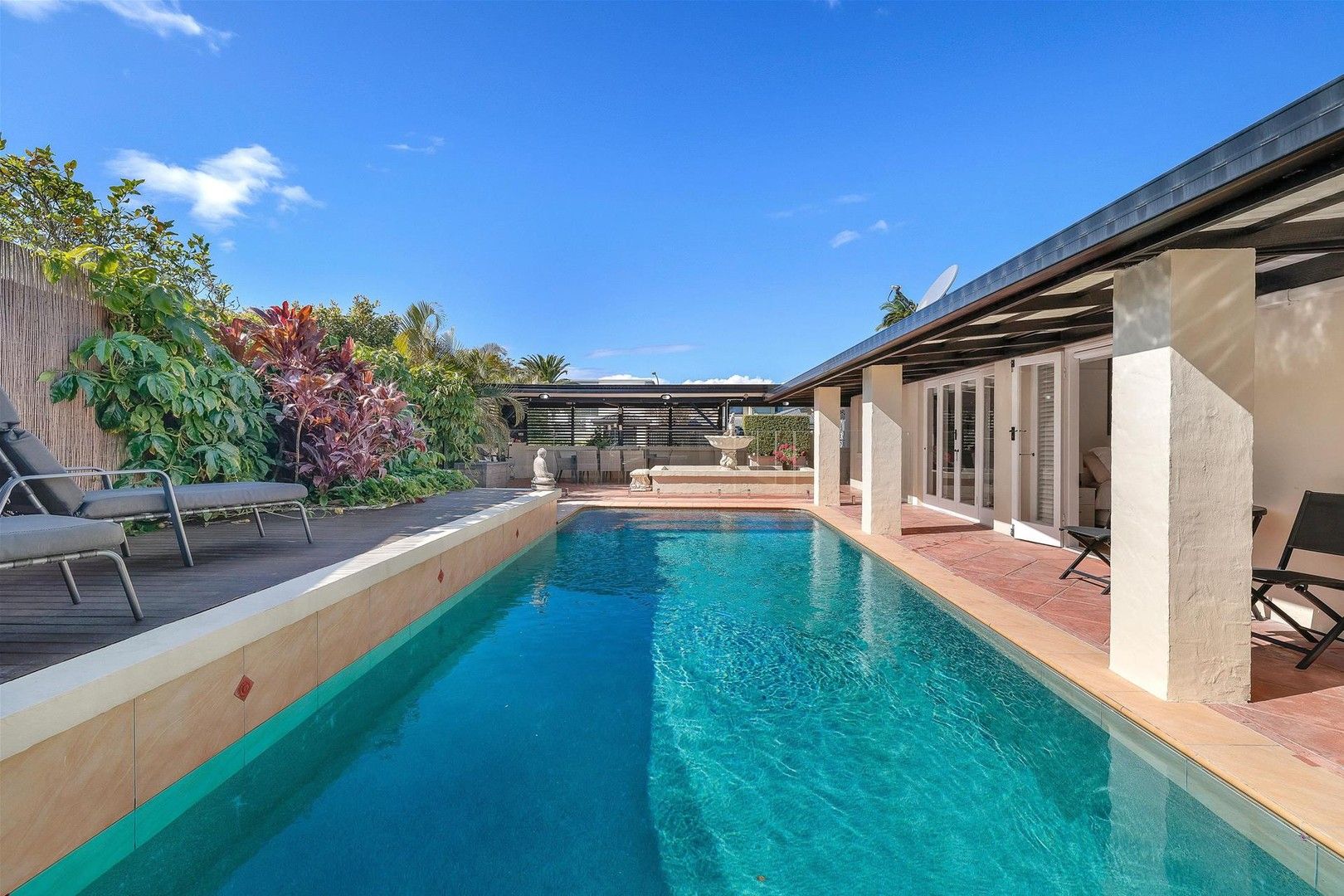 52 Campbell Street, Sorrento QLD 4217, Image 0