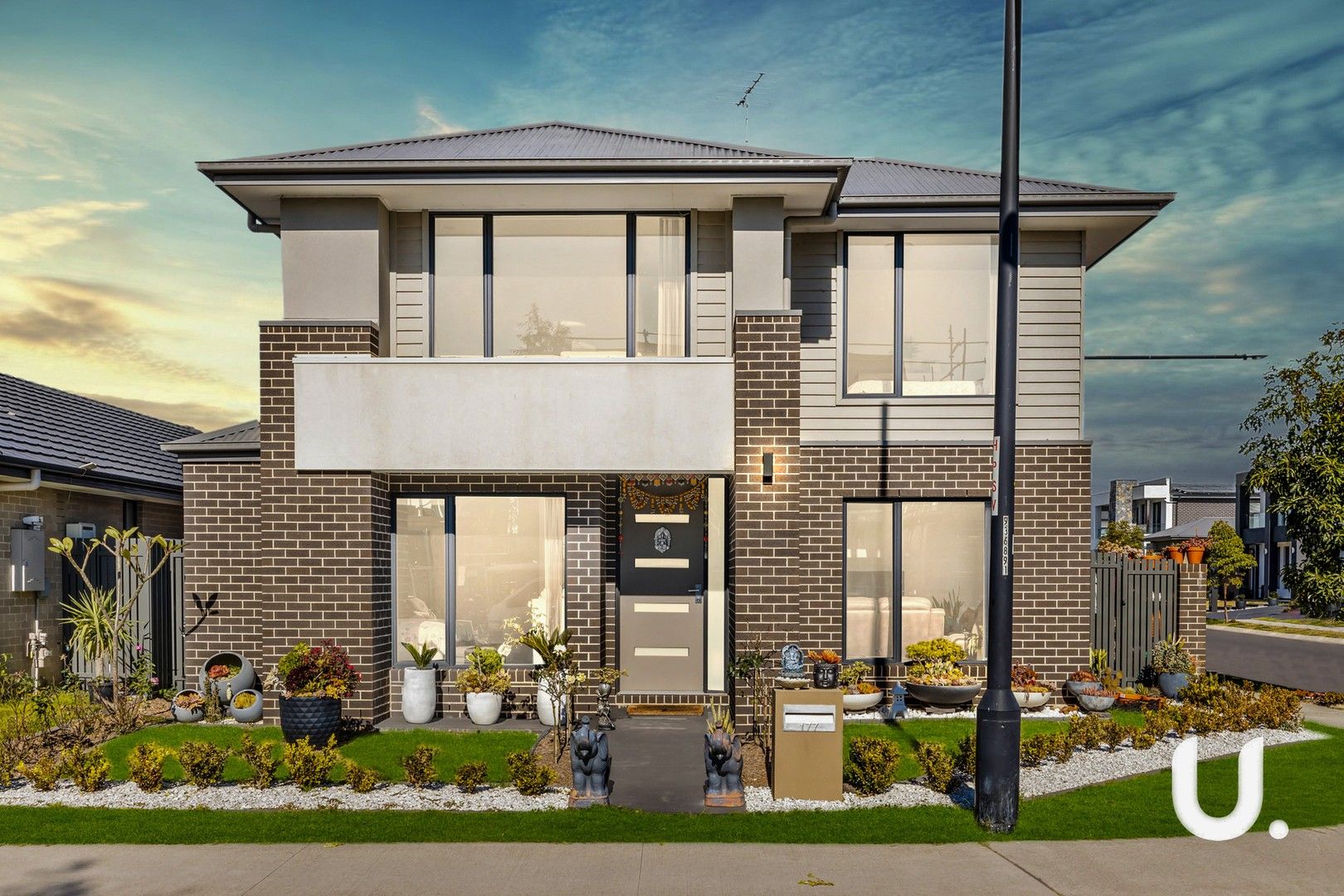 4 bedrooms House in 177 Bolwarra Drive MARSDEN PARK NSW, 2765