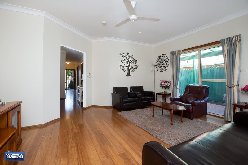 16 Farnborough Court, Wattle Grove NSW 2173, Image 2