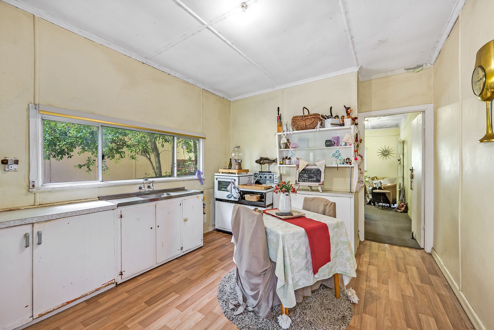 163 Scarborough Road, Redcliffe QLD 4020, Image 2