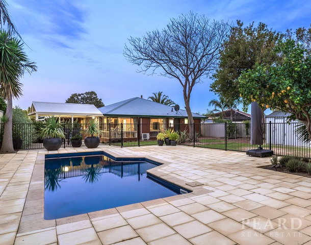 7 Deanna Court, Cooloongup WA 6168