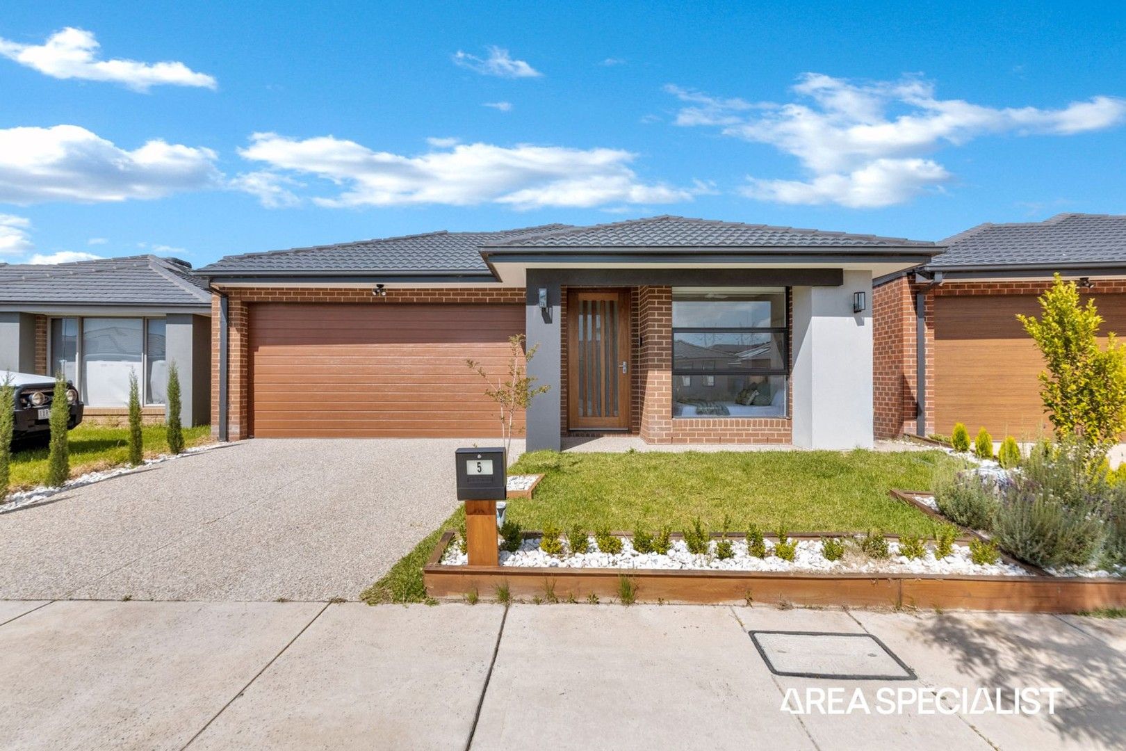 5 Glow Way, Clyde North VIC 3978, Image 0