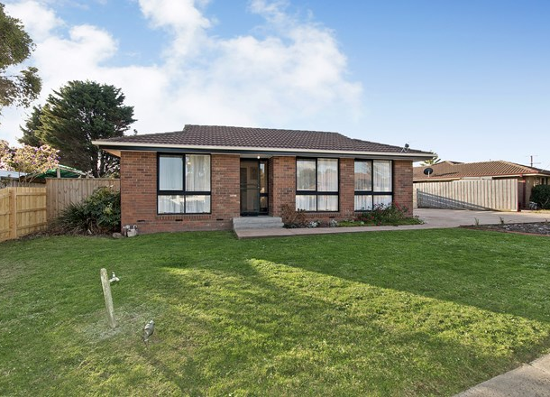 9 Kerrison Drive, Hampton Park VIC 3976