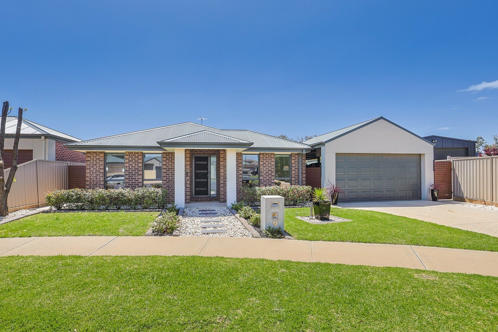 3 bedrooms House in 9 Dominic Court MILDURA VIC, 3500