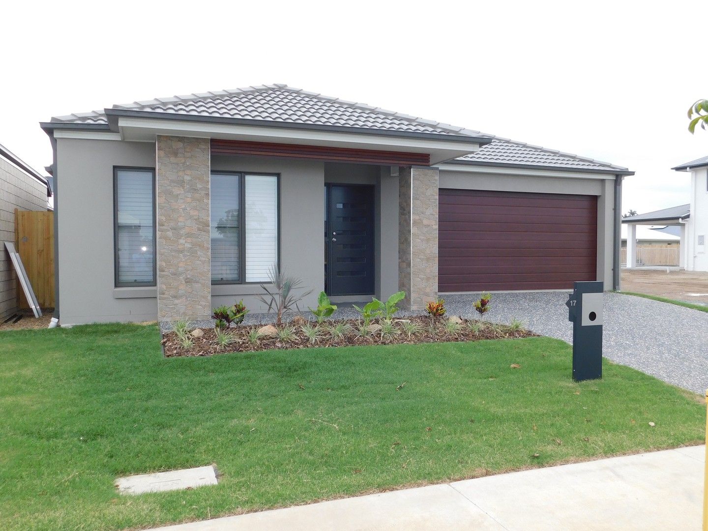 4 bedrooms House in 17 Comanche Street NEWPORT QLD, 4020
