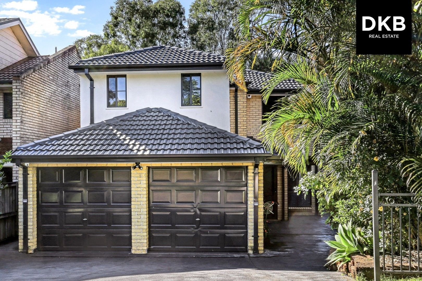 5 bedrooms House in 13 Bundara Way BAULKHAM HILLS NSW, 2153