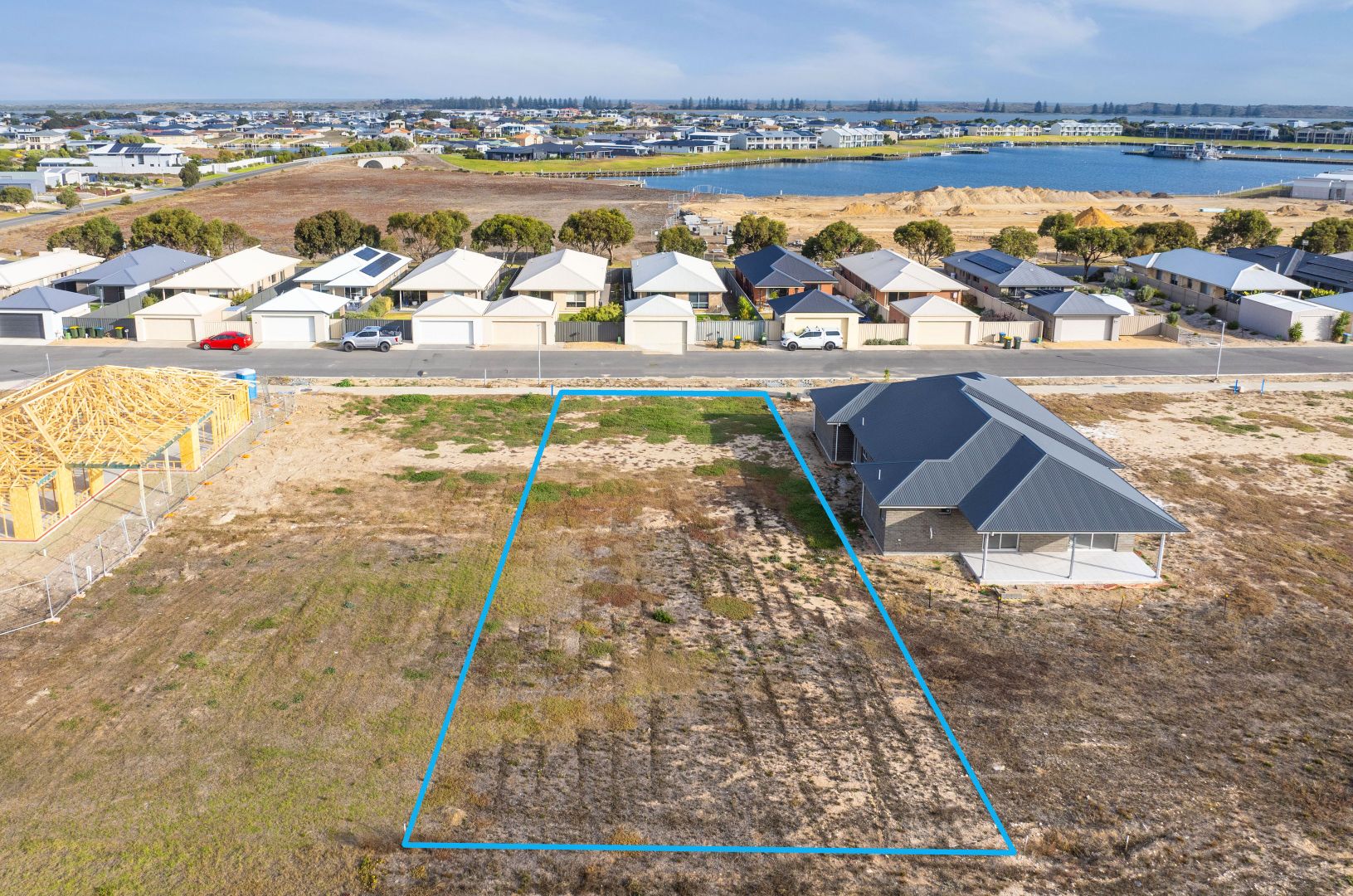 10 Maranoa Place, Hindmarsh Island SA 5214, Image 1