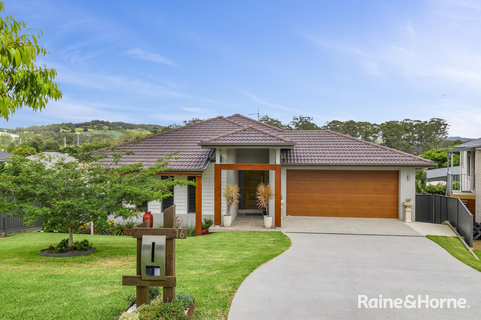 16 Seachange Crescent, Moonee Beach NSW 2450, Image 1