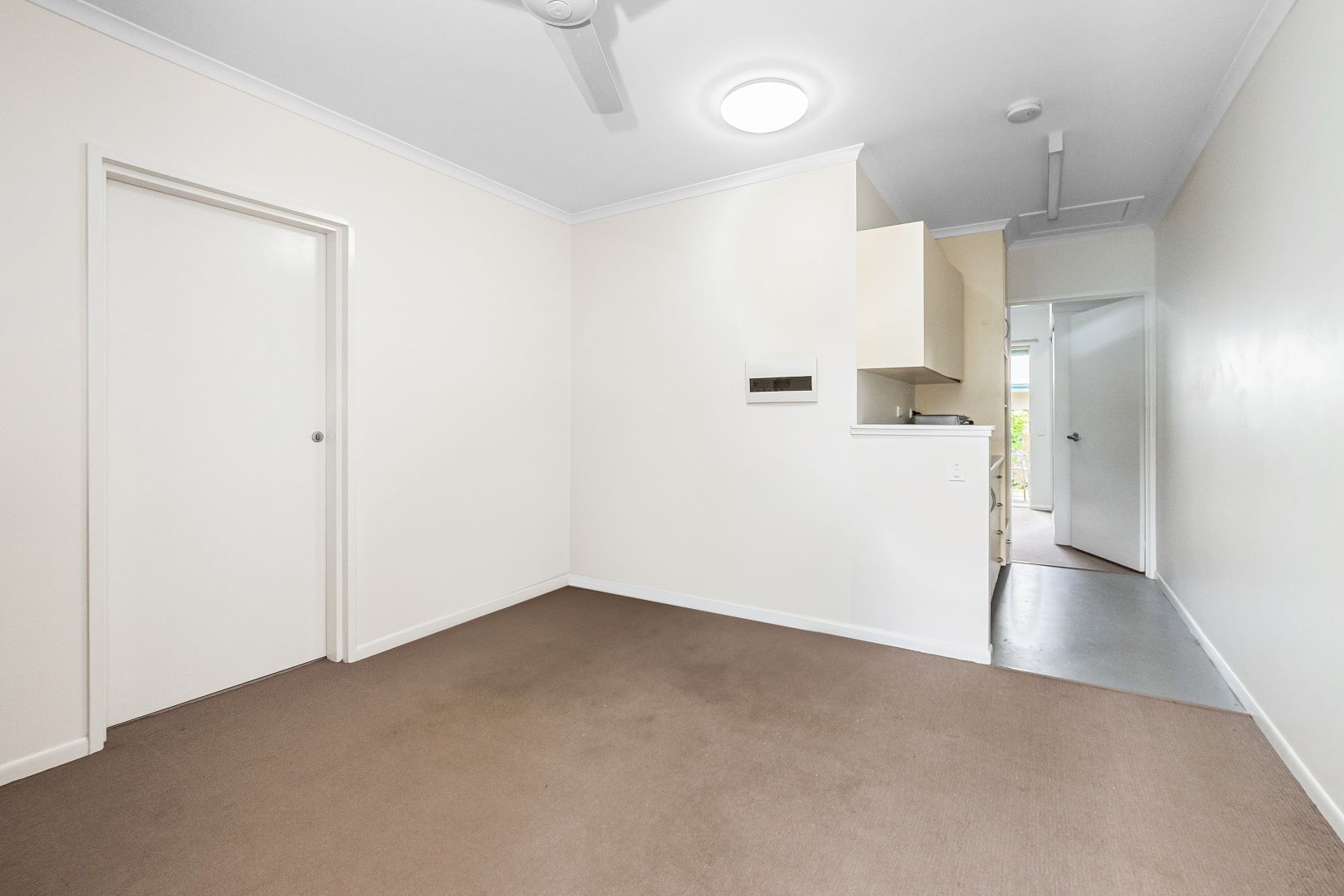 47/8 Wicks, New Auckland QLD 4680, Image 2