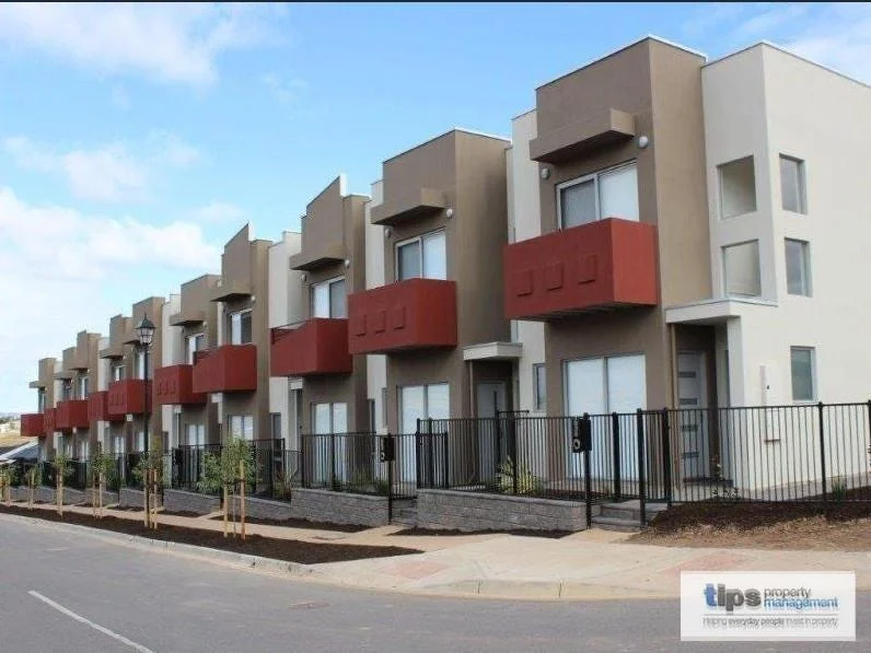 16 Orca Court, Seaford Meadows SA 5169