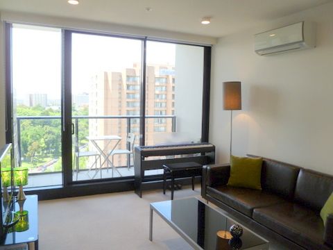 1415/33 Mackenzie st, Melbourne VIC 3000, Image 2