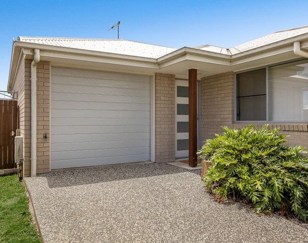 2/31 Abbey Street, Cranley QLD 4350