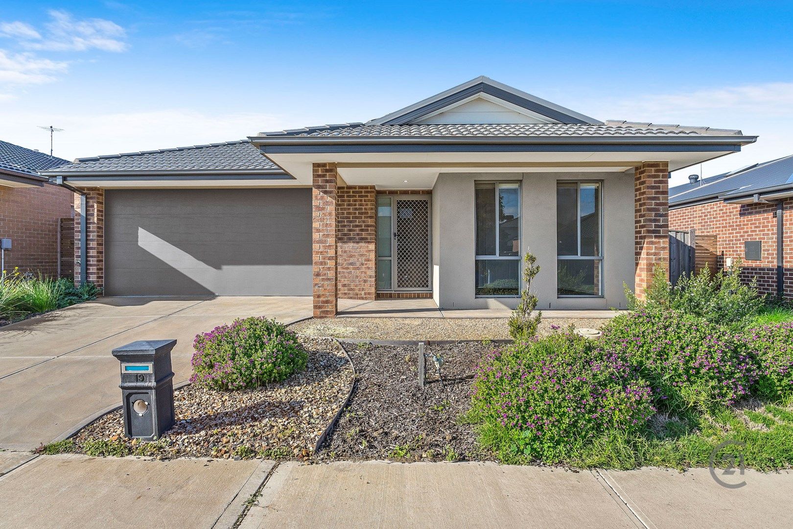 19 Fairwater Drive, Point Cook VIC 3030