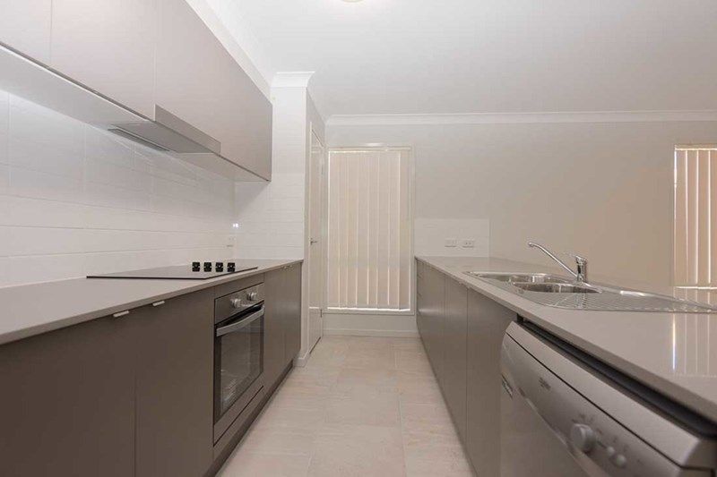 4 bedrooms House in 37 Goal Crescent GRIFFIN QLD, 4503