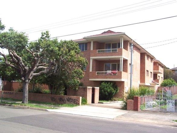 2 bedrooms Apartment / Unit / Flat in Duke Street CAMPSIE NSW, 2194
