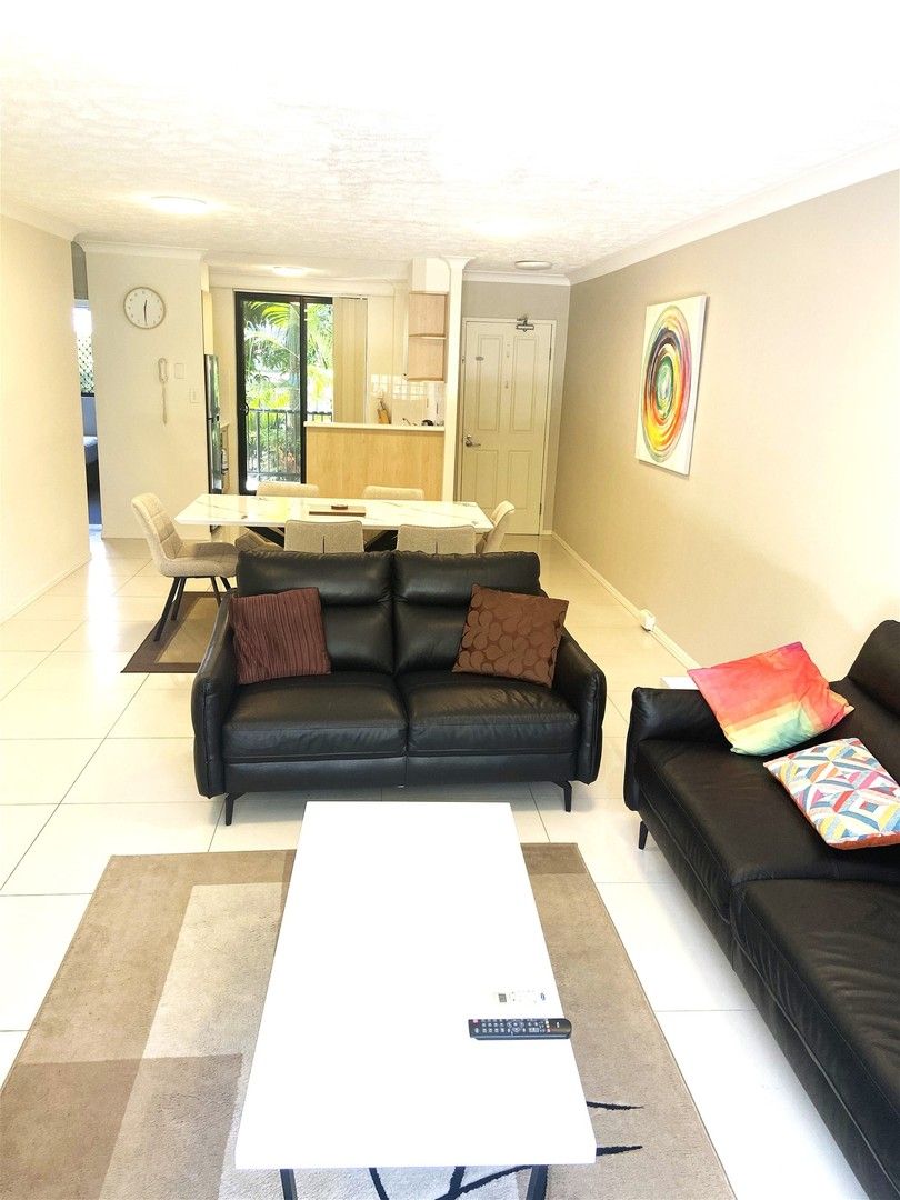 2 bedrooms Apartment / Unit / Flat in 3/14-26 Markeri Street MERMAID BEACH QLD, 4218