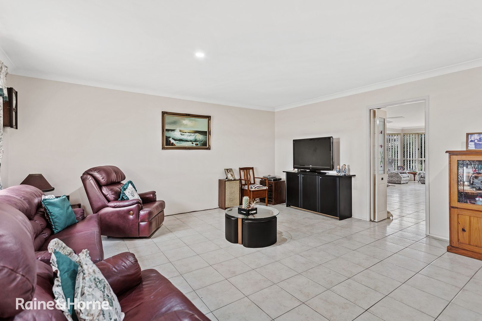 8 Clemenceau Crescent, Tanilba Bay NSW 2319, Image 2