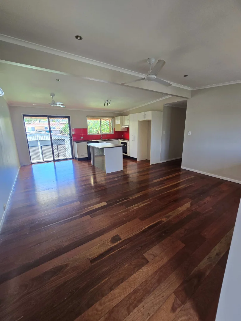 Additional image 7 of 98 Hammond Street, Urangan QLD 4655