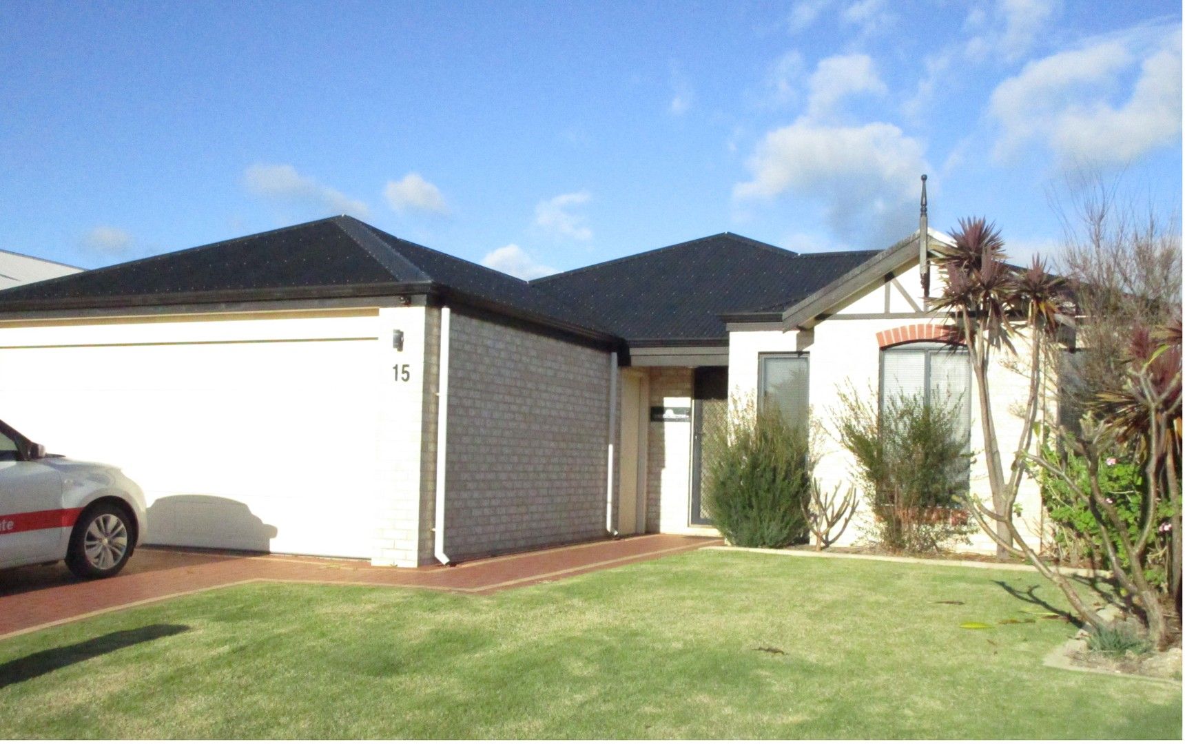 3 bedrooms House in 15 Margaret Circle EATON WA, 6232