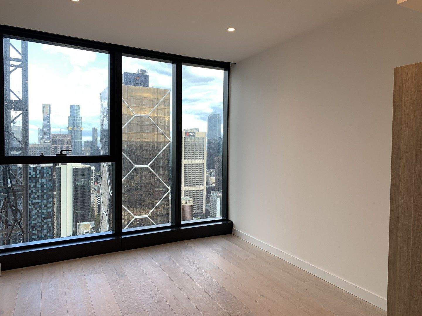 1 bedrooms Apartment / Unit / Flat in 4407/157 A'Beckett Street MELBOURNE VIC, 3000