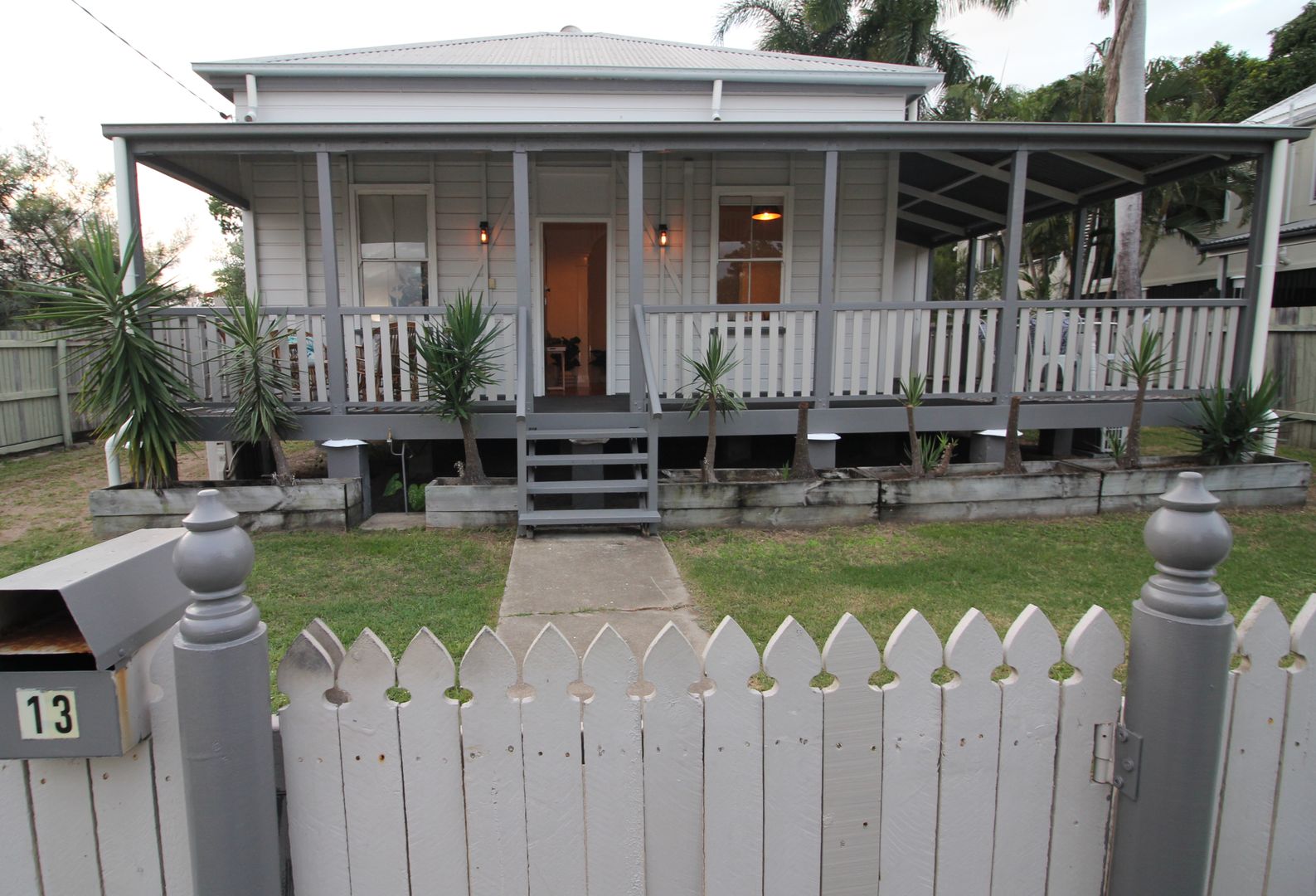 3 bedrooms House in 13 Plant Street WEST END QLD, 4810