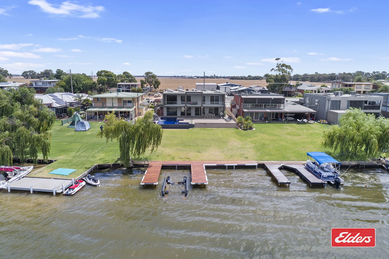 56 Rosemary Court, Yarrawonga VIC 3730, Image 2