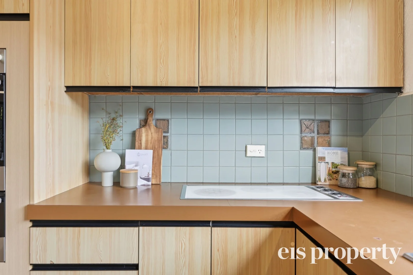 Additional image 10 of 3/4 Boa Vista Road, New Town TAS 7008