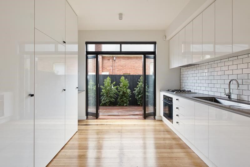 2 bedrooms Apartment / Unit / Flat in 2/170 Brighton Rd ELSTERNWICK VIC, 3185