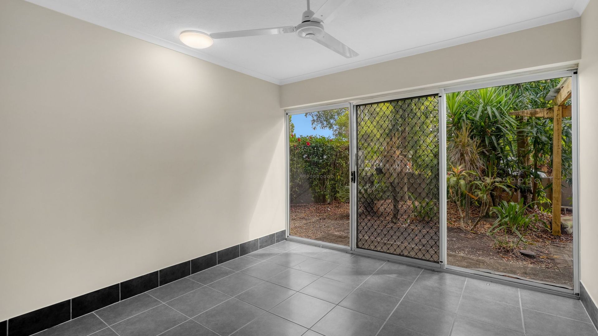 1/1 Chester Court, Manunda QLD 4870, Image 1