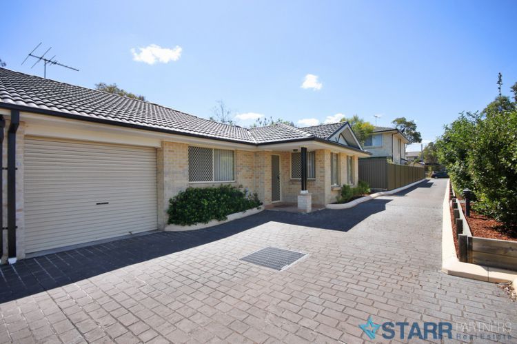 1/40c Tungarra Road, Girraween NSW 2145, Image 0