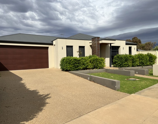 31 Philippa Crescent, Mildura VIC 3500