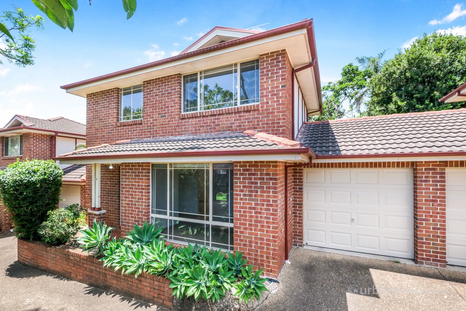 2 bedrooms Townhouse in 5/33 Kerrs Road CASTLE HILL NSW, 2154