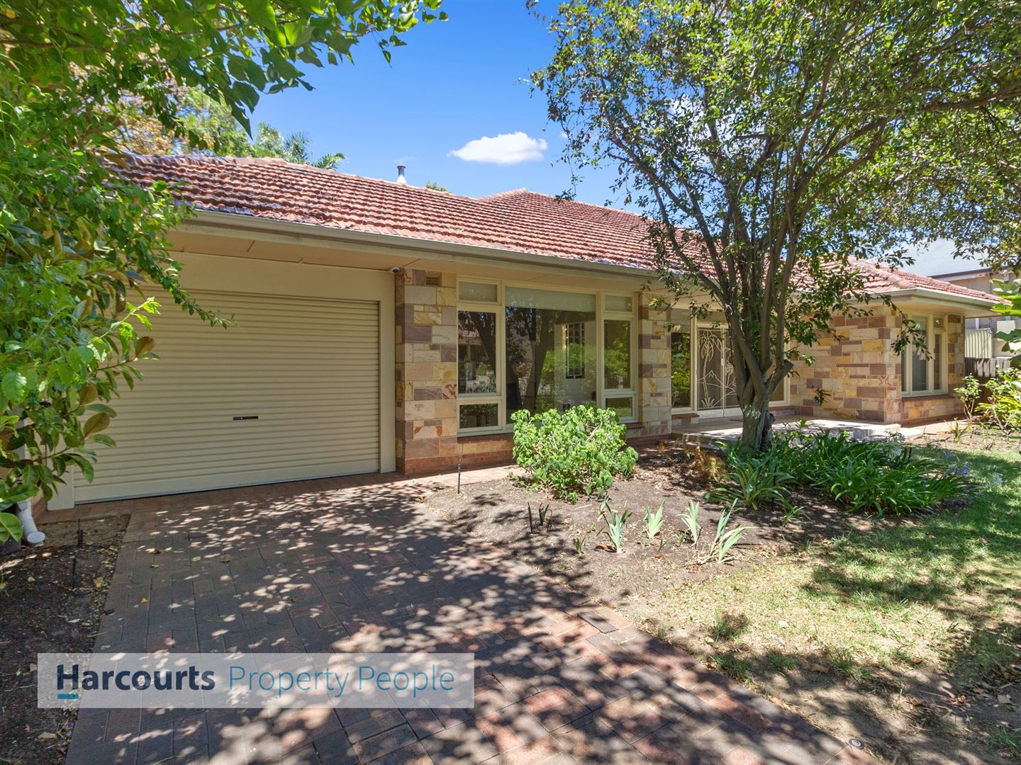 10 Walcot Street, Largs Bay SA 5016, Image 0