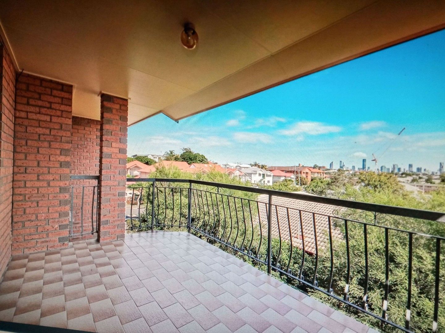 2 bedrooms Apartment / Unit / Flat in 5/62 Wellington St COORPAROO QLD, 4151