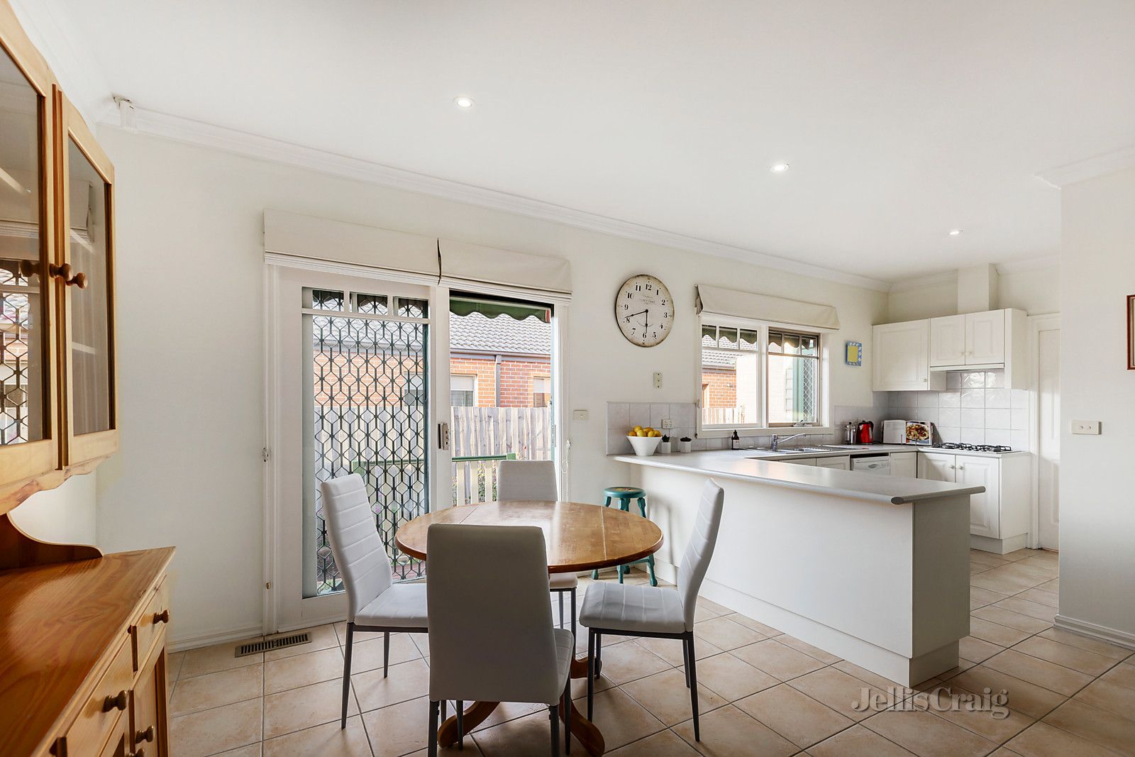 2/33 Young Street, Oakleigh VIC 3166, Image 1
