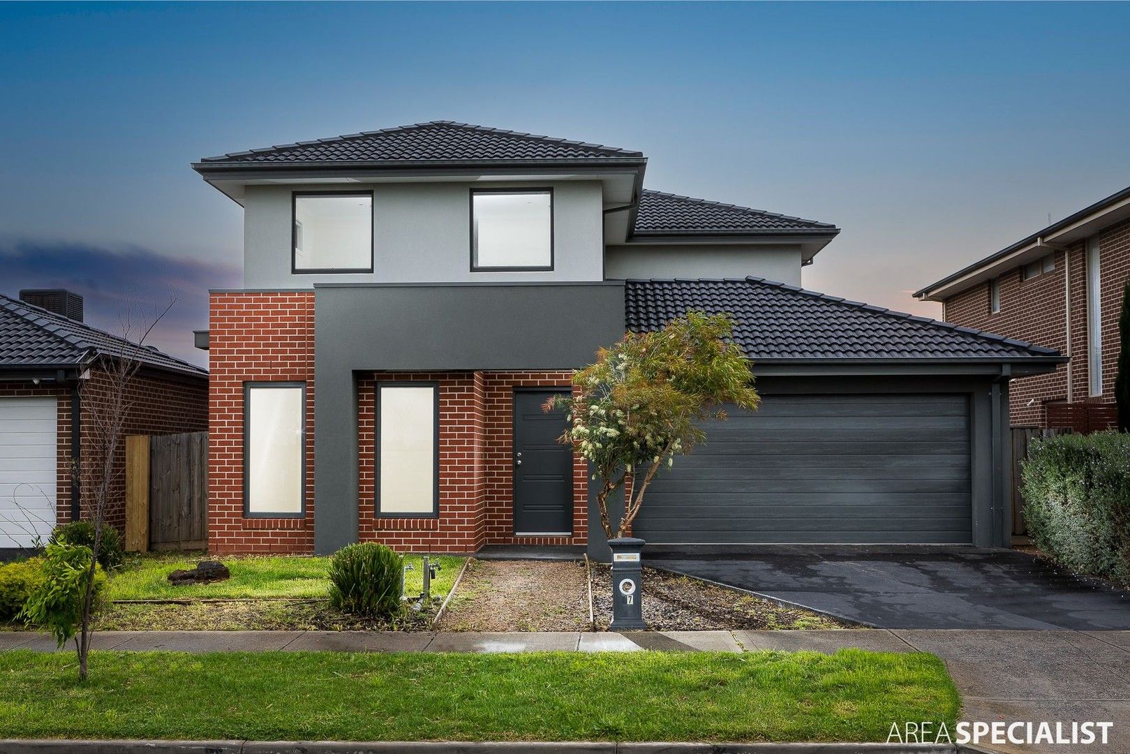 5 bedrooms House in 47 Pennsylvania Crescent POINT COOK VIC, 3030