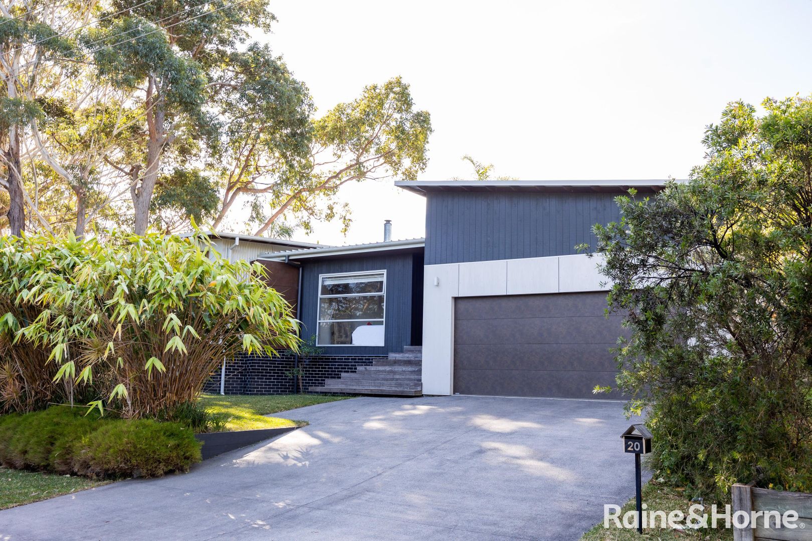 20 Ross Avenue, Narrawallee NSW 2539 Domain